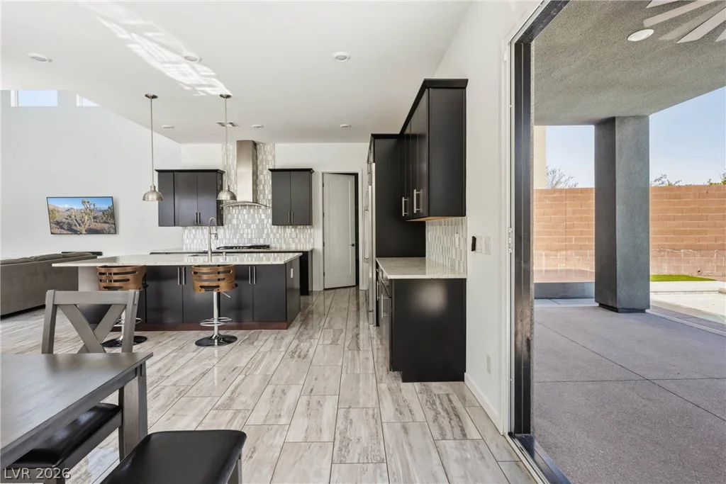 10336 Green Ember, Las Vegas, NV 89135