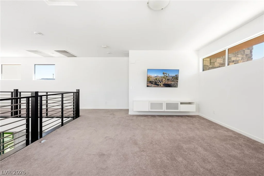 10336 Green Ember, Las Vegas, NV 89135