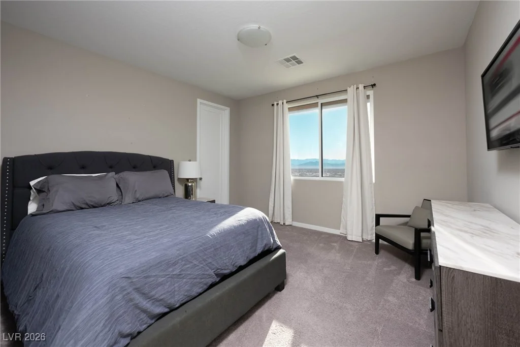 10336 Green Ember, Las Vegas, NV 89135