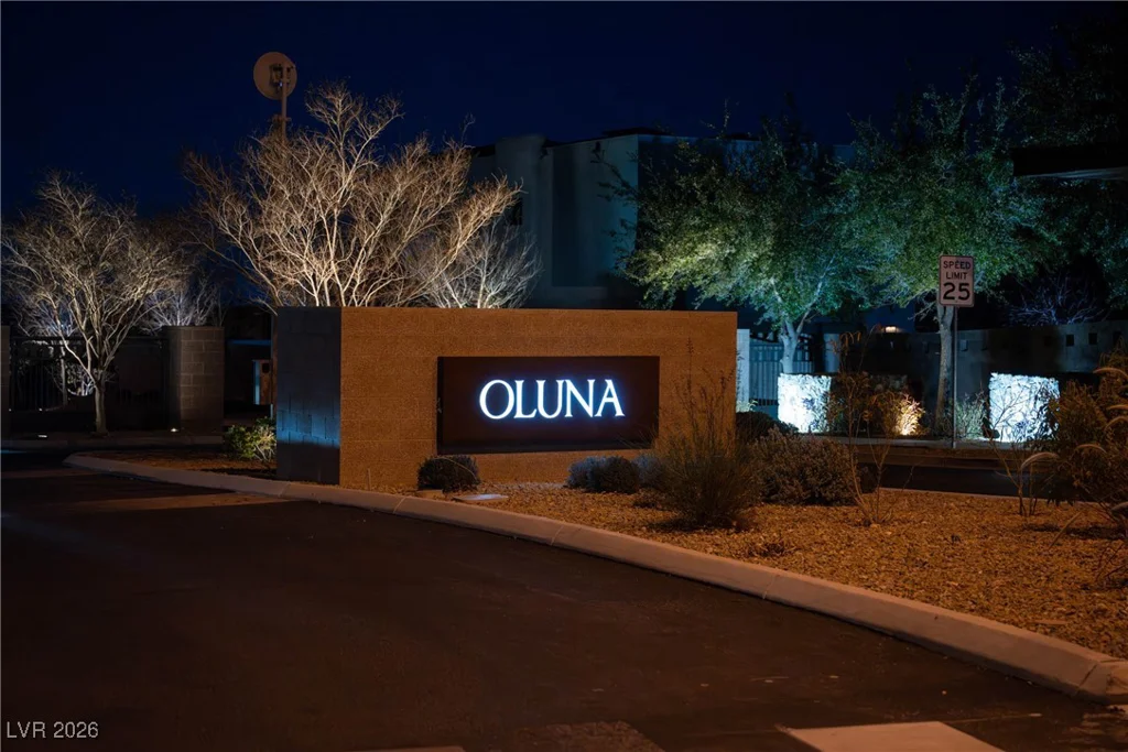 10336 Green Ember, Las Vegas, NV 89135