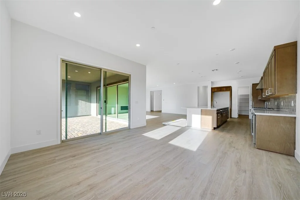 203 Paraggi Bay, Henderson, NV 89011