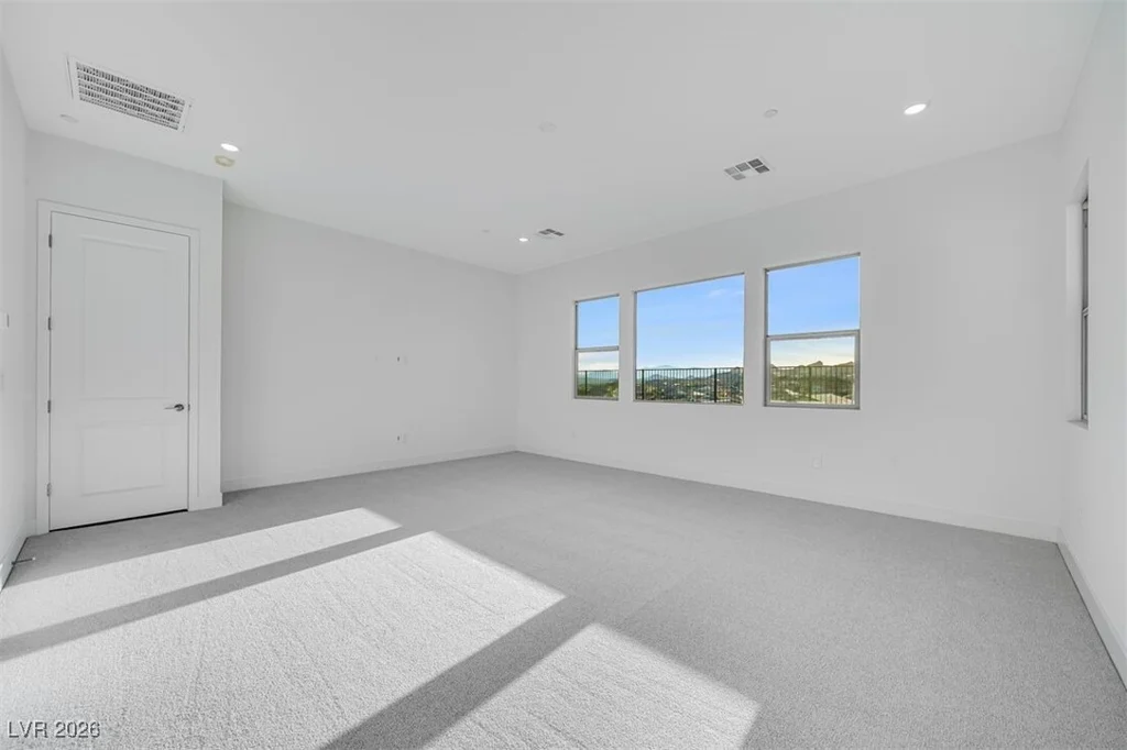 203 Paraggi Bay, Henderson, NV 89011