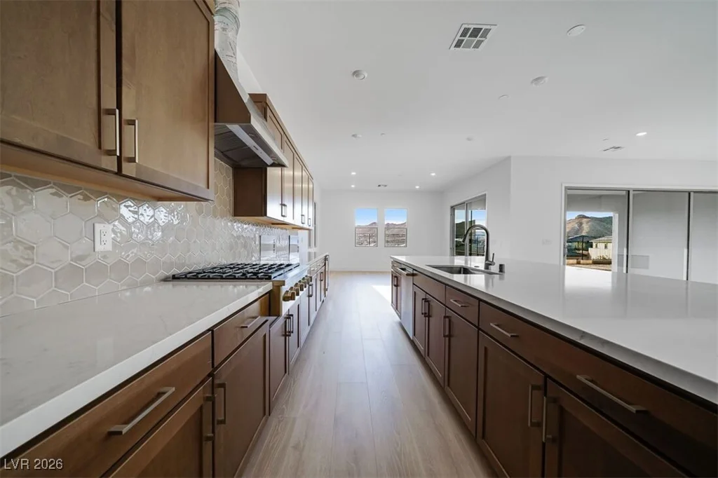 203 Paraggi Bay, Henderson, NV 89011