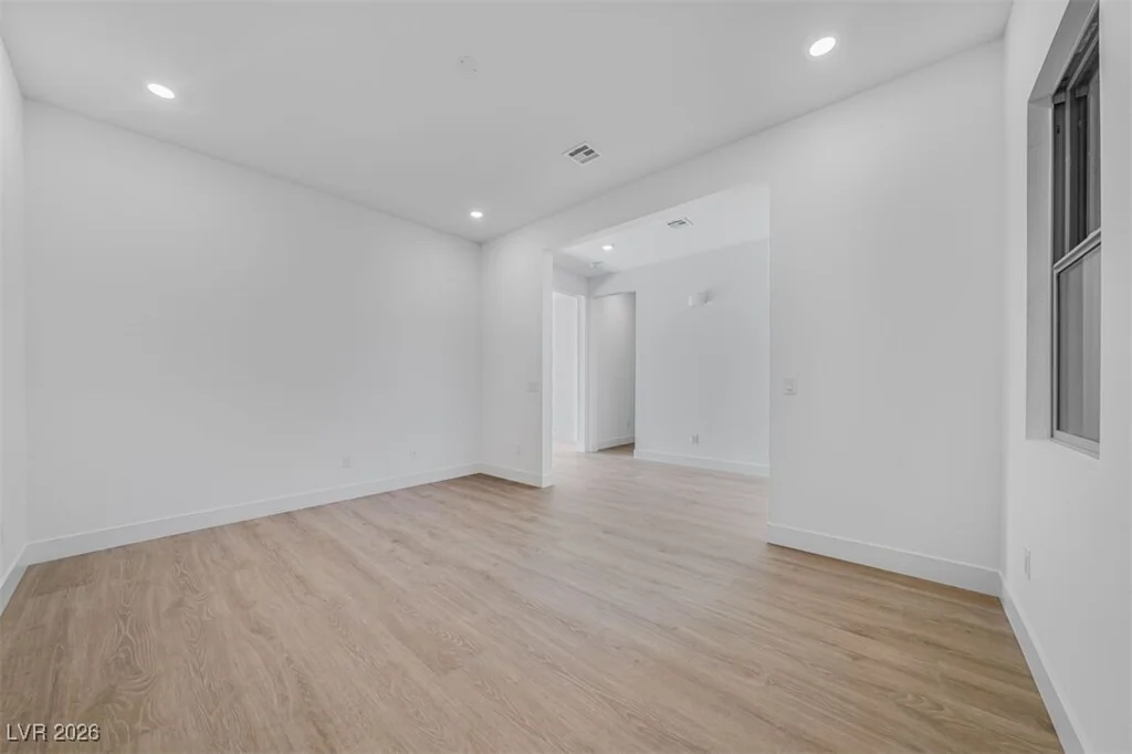 203 Paraggi Bay, Henderson, NV 89011