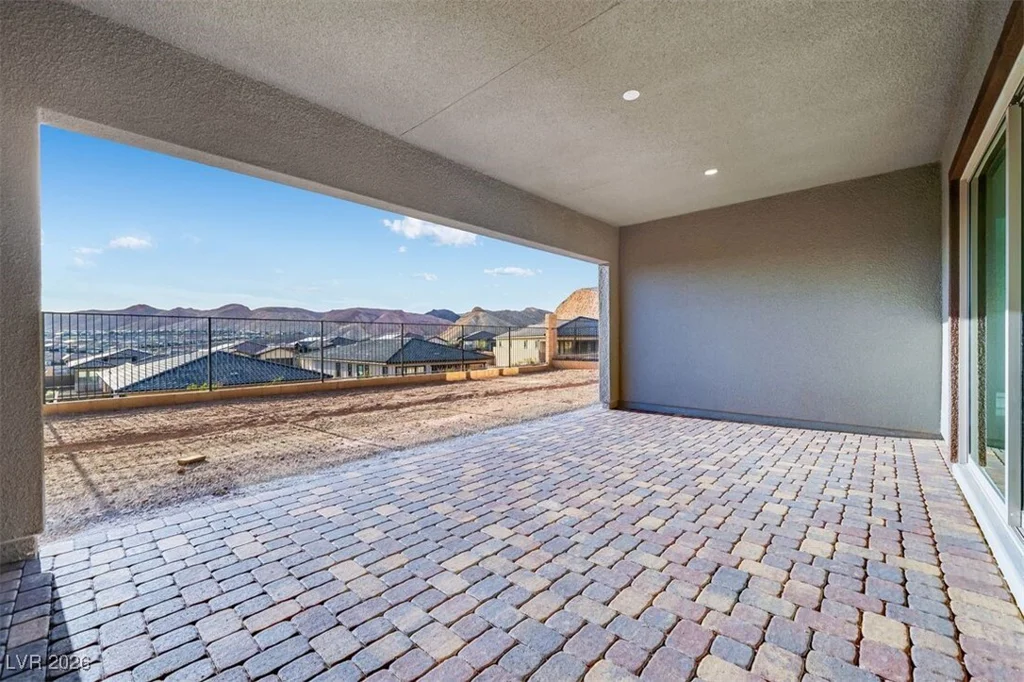 203 Paraggi Bay, Henderson, NV 89011