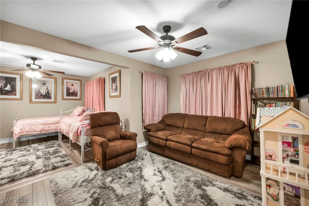 9592 Gainey Ranch, Las Vegas, NV 89147