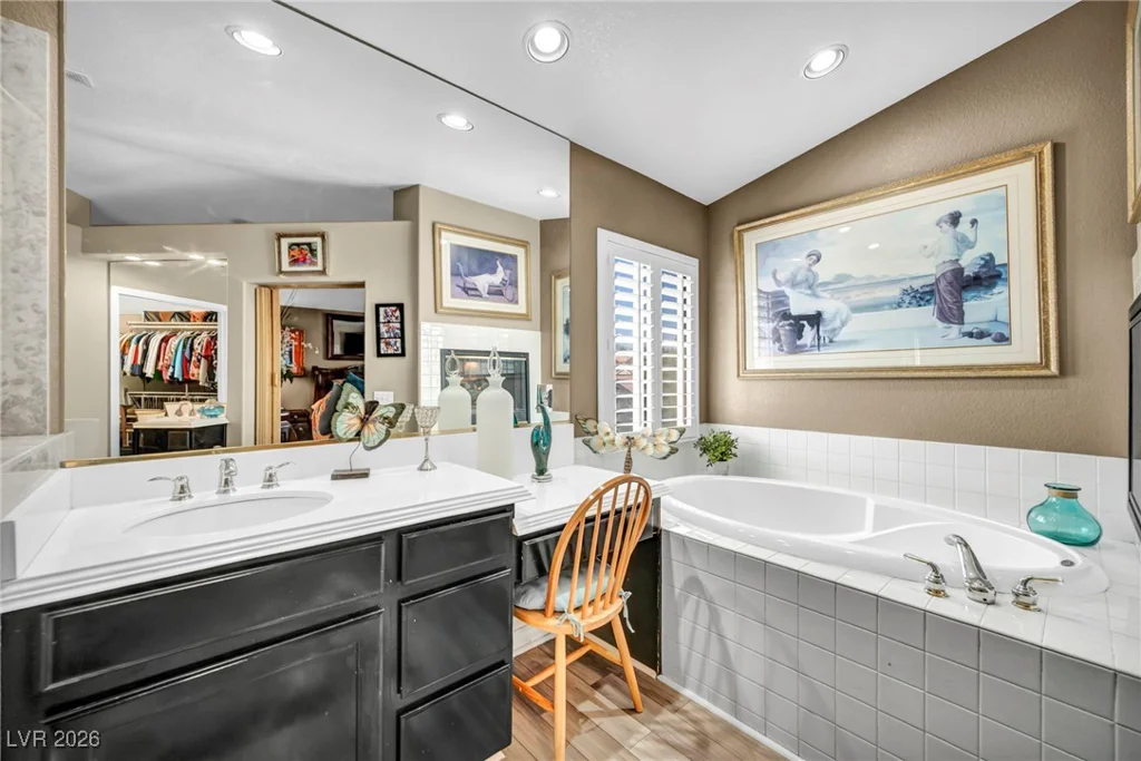 9592 Gainey Ranch, Las Vegas, NV 89147