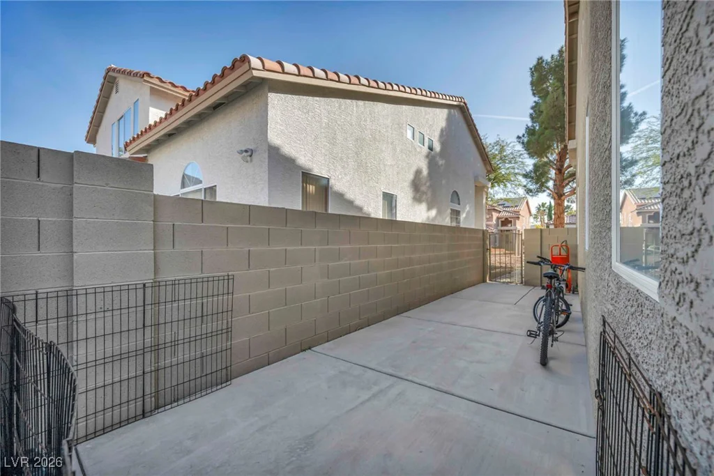 9592 Gainey Ranch, Las Vegas, NV 89147
