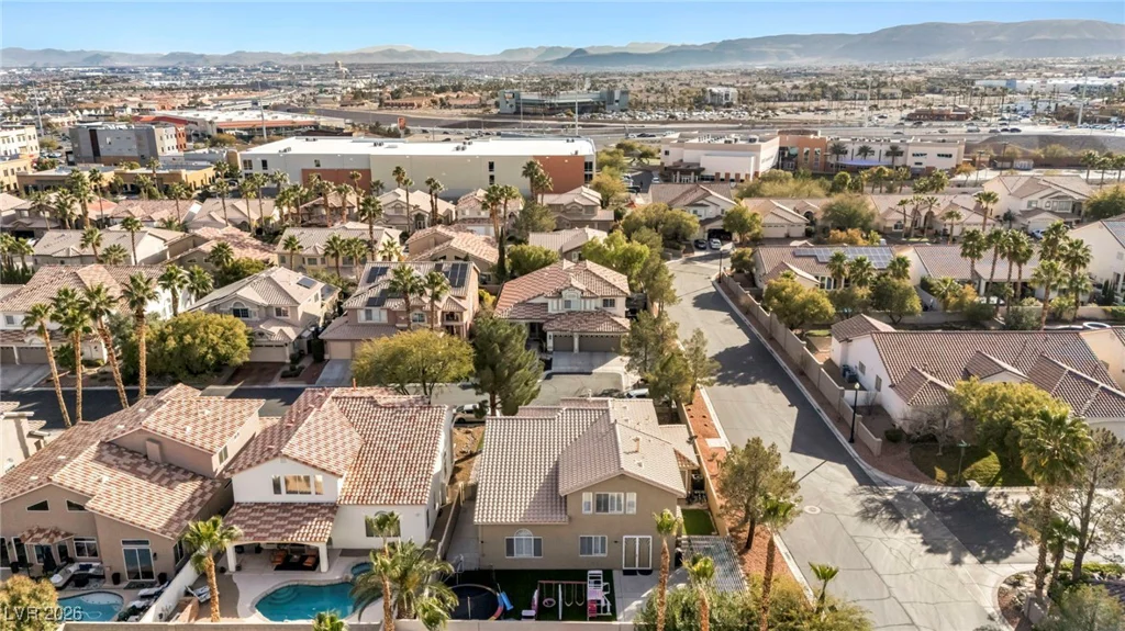 9592 Gainey Ranch, Las Vegas, NV 89147