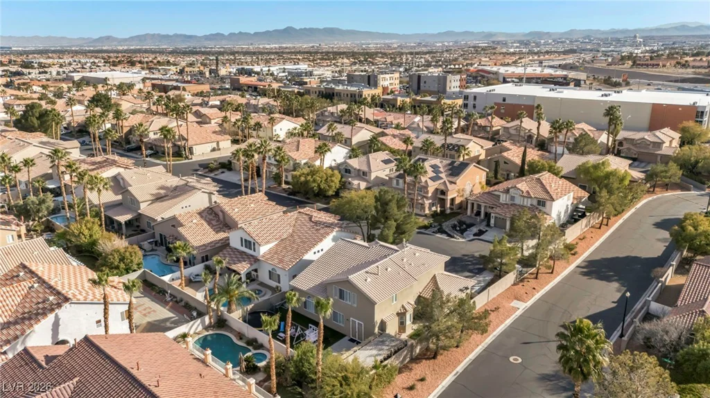 9592 Gainey Ranch, Las Vegas, NV 89147
