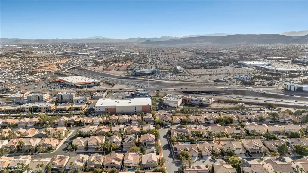 9592 Gainey Ranch, Las Vegas, NV 89147