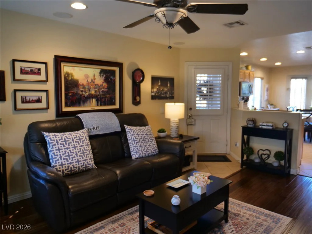 10417 Dark Sands, Las Vegas, NV 89129