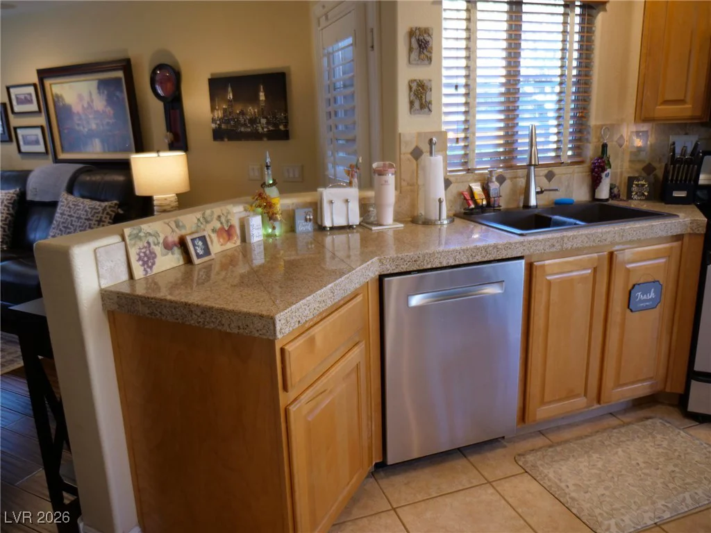 10417 Dark Sands, Las Vegas, NV 89129