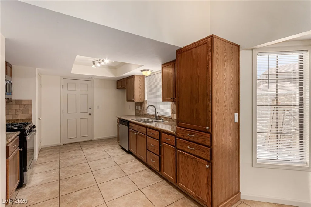 3449 Lorilou, Las Vegas, NV 89121
