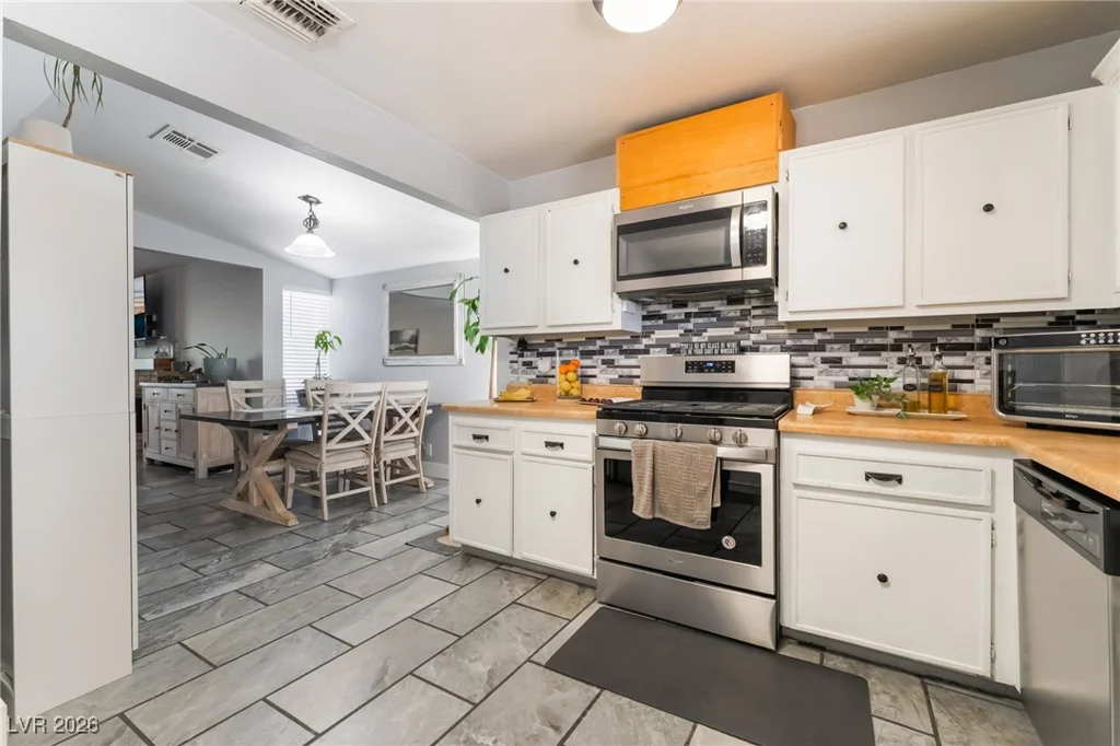 405 Box Elder, Henderson, NV 89015