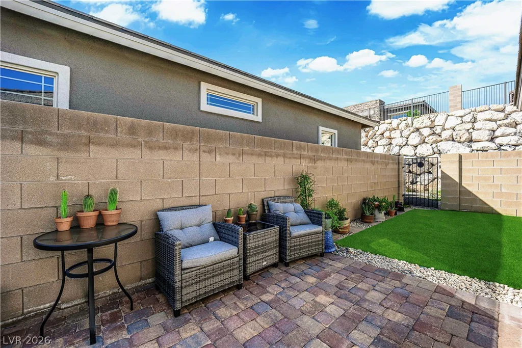 897 Carlton Terrace, Las Vegas, NV 89138