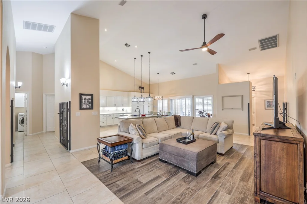 7712 Silver Wells, Las Vegas, NV 89149