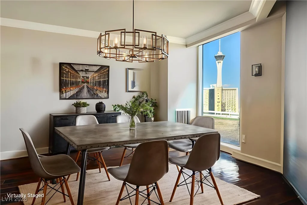 2777 Paradise, Las Vegas, NV 89109