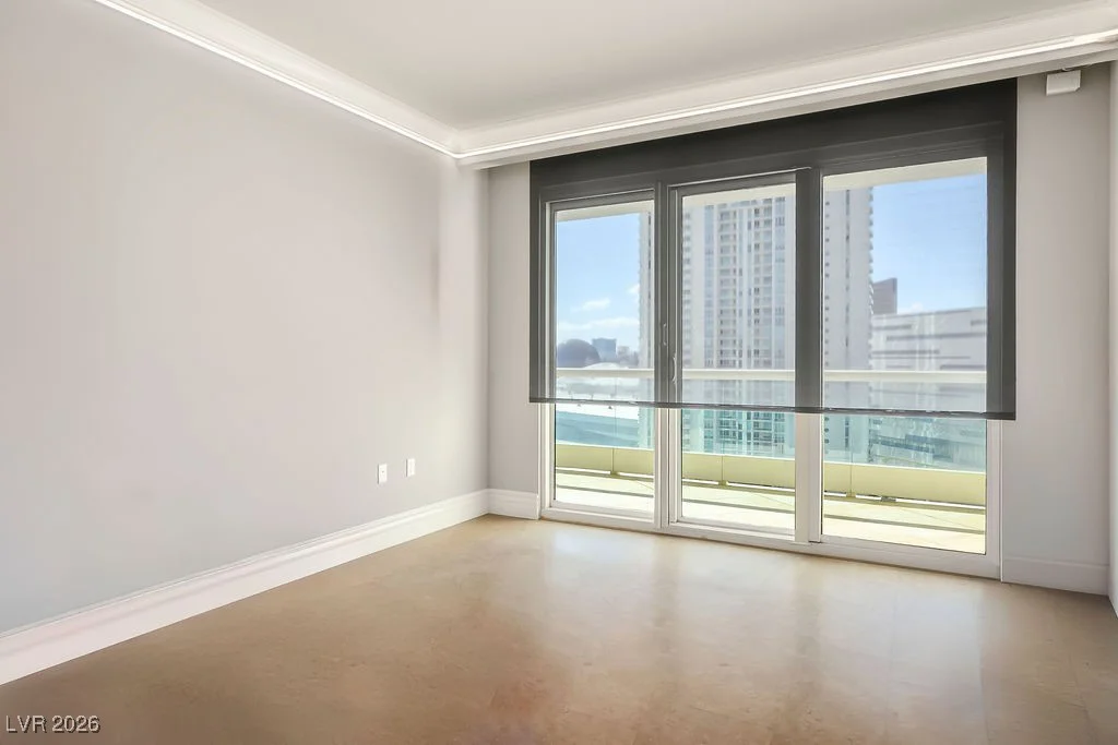 2777 Paradise, Las Vegas, NV 89109