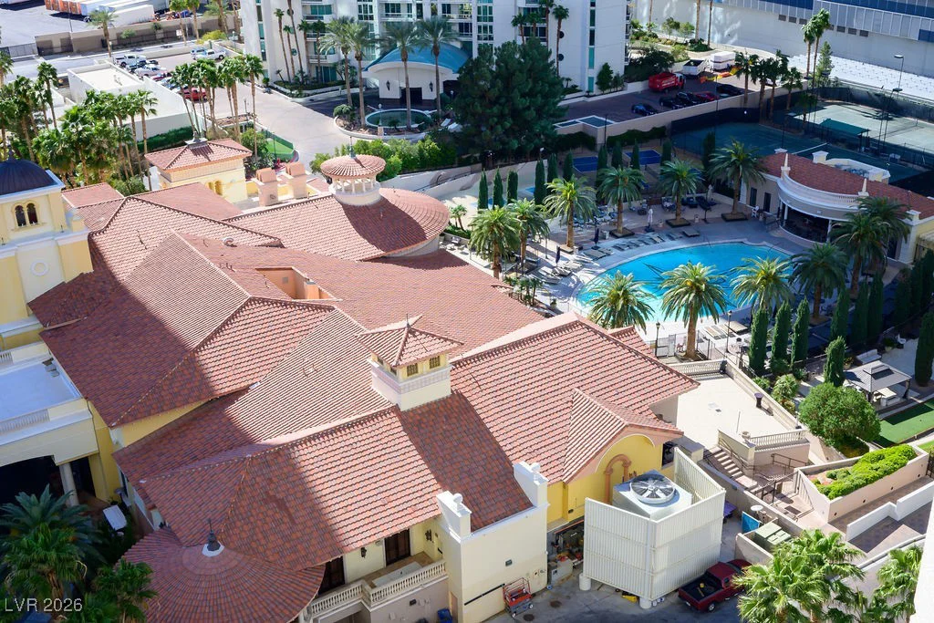 2777 Paradise, Las Vegas, NV 89109