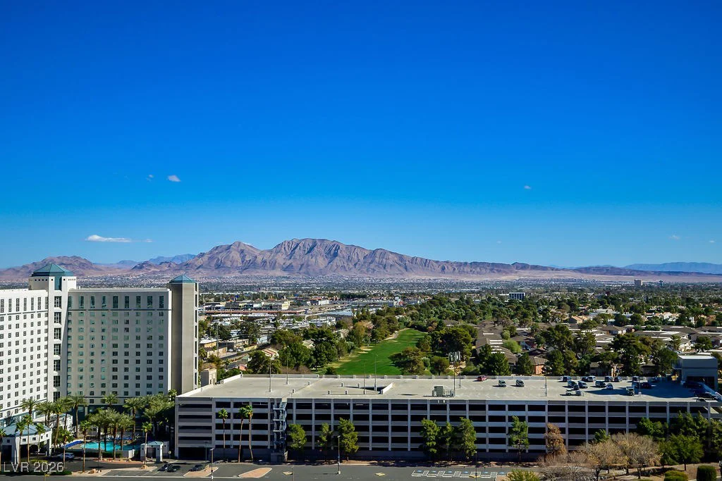 2777 Paradise, Las Vegas, NV 89109