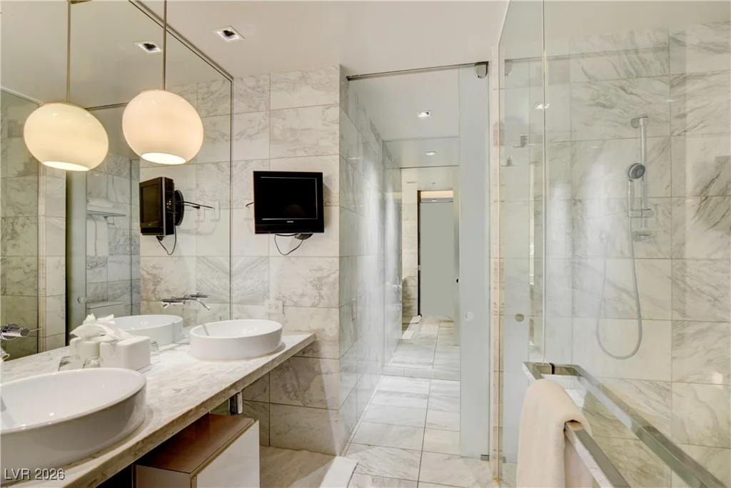 4381 Flamingo, Las Vegas, NV 89103