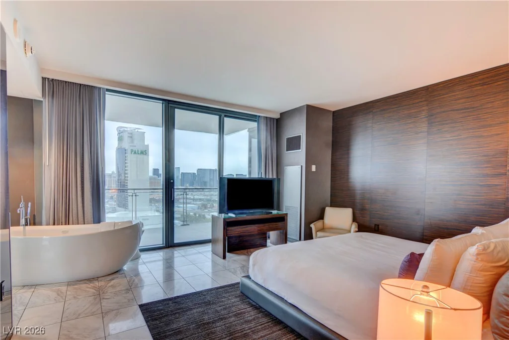 4381 Flamingo, Las Vegas, NV 89103