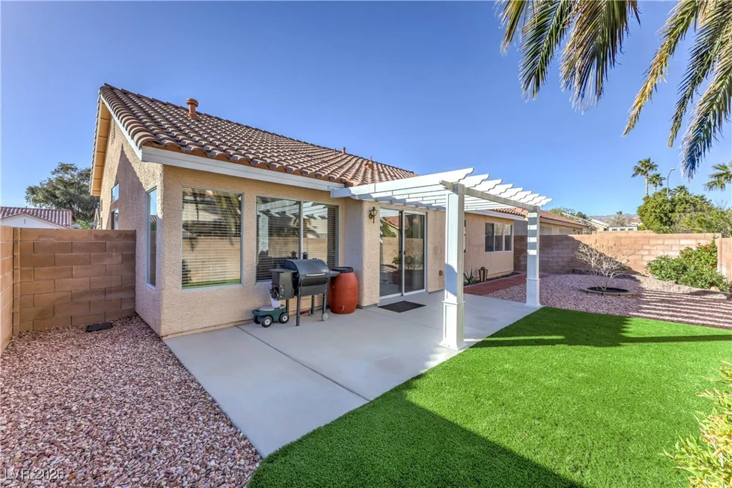7820 High Stream, Las Vegas, NV 89131