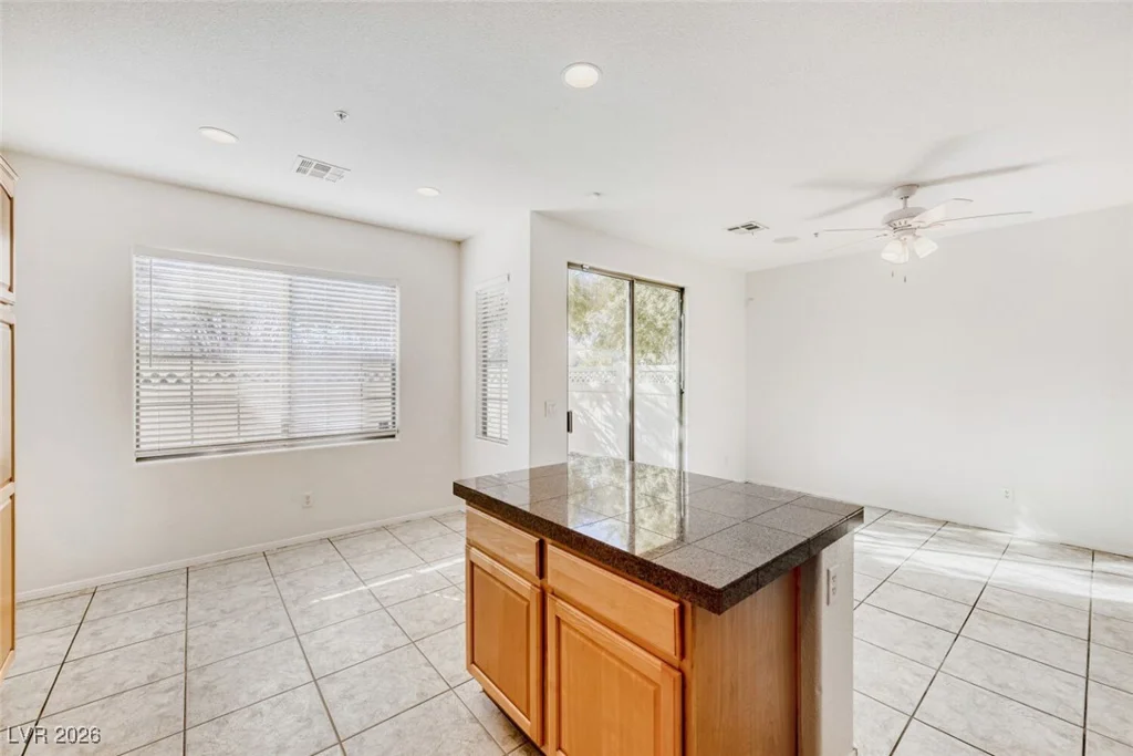 611 Desert Silk, North Las Vegas, NV 89084