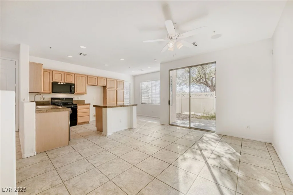 611 Desert Silk, North Las Vegas, NV 89084