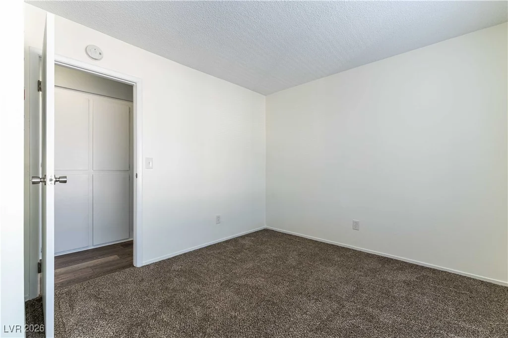 5542 Orchard, Las Vegas, NV 89110
