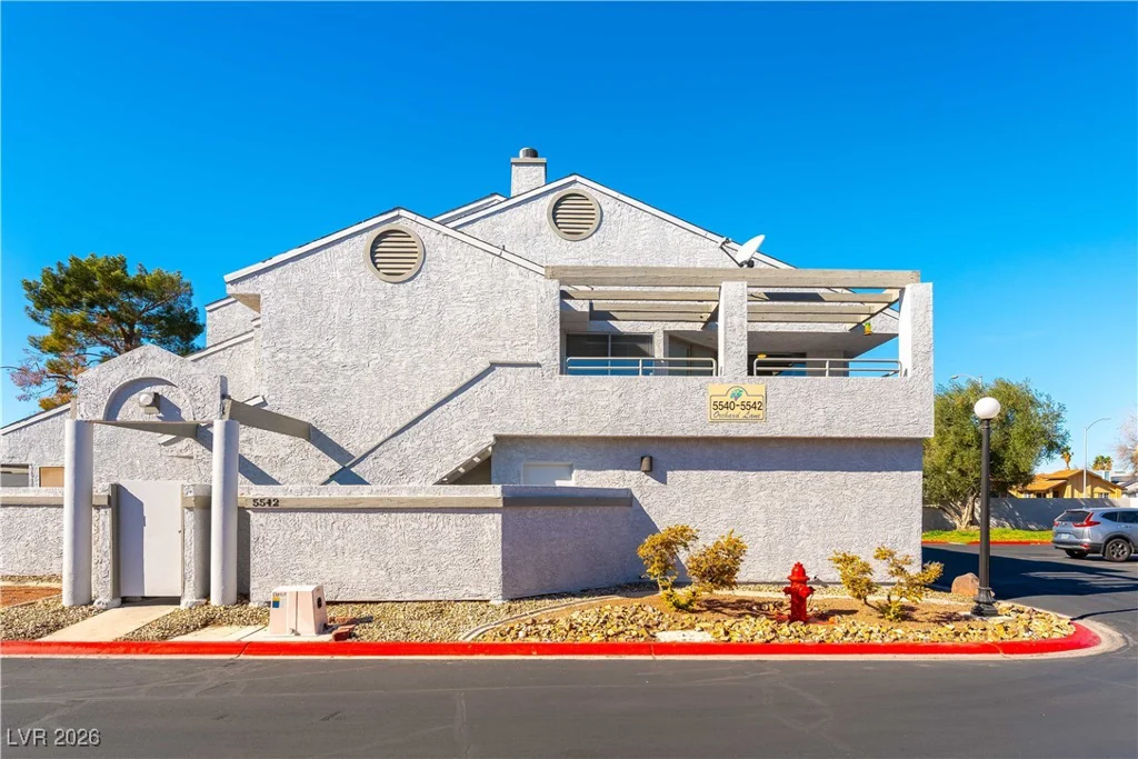 5542 Orchard, Las Vegas, NV 89110