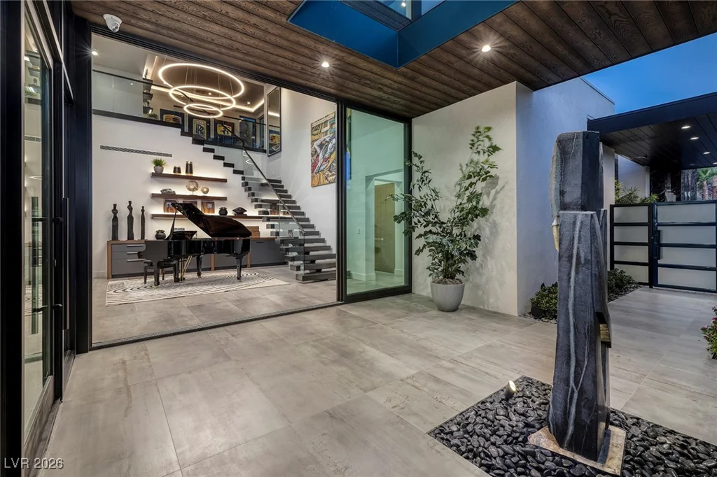 525 Overlook Rim, Henderson, NV 89012