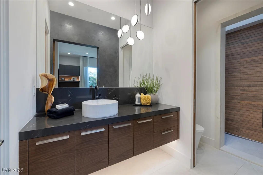 525 Overlook Rim, Henderson, NV 89012