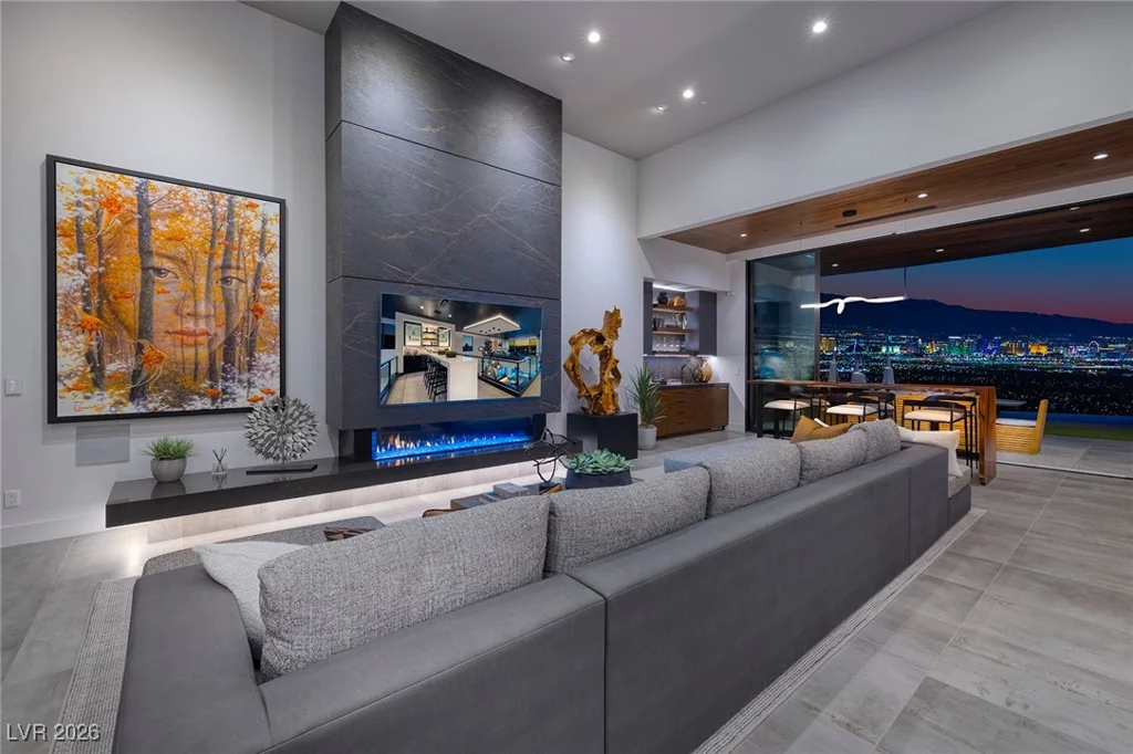 525 Overlook Rim, Henderson, NV 89012