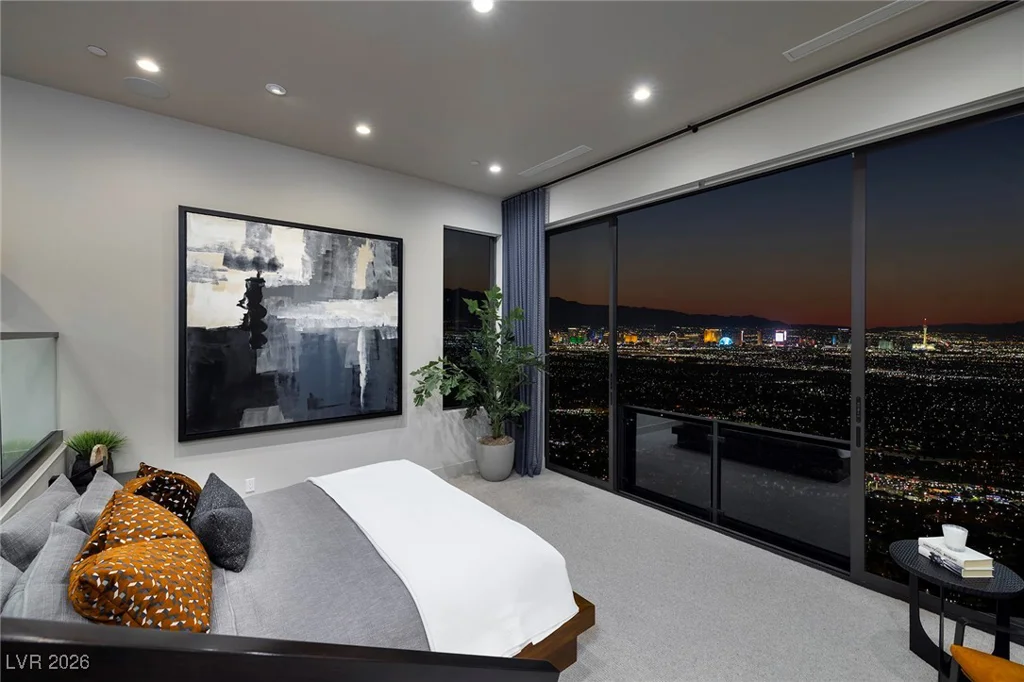 525 Overlook Rim, Henderson, NV 89012