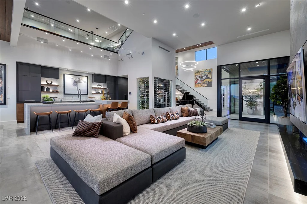 525 Overlook Rim, Henderson, NV 89012