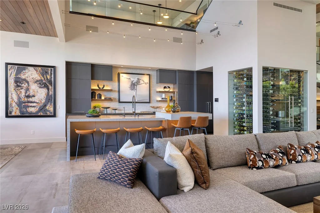 525 Overlook Rim, Henderson, NV 89012