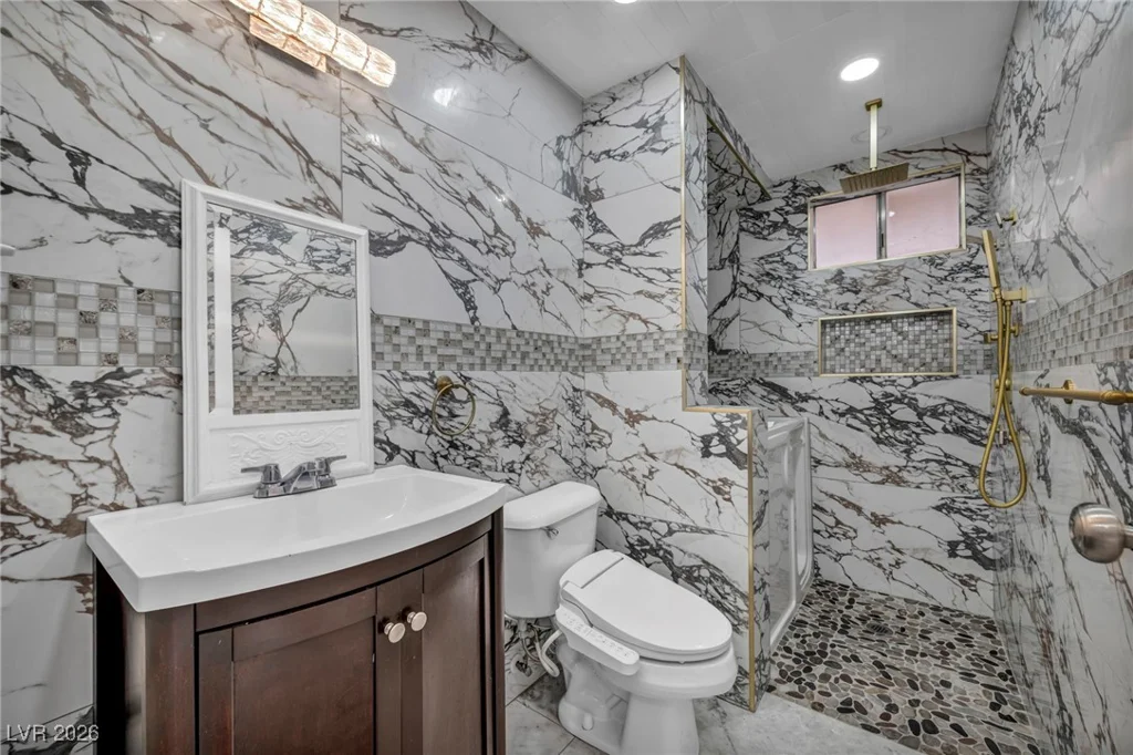 601 Cragin Park, Las Vegas, NV 89107