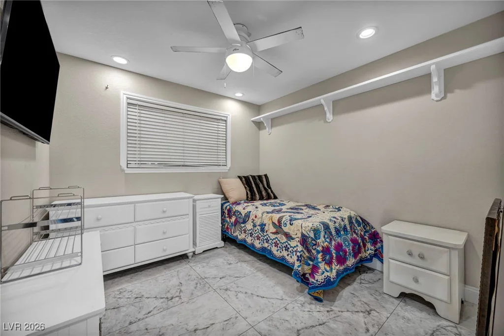 601 Cragin Park, Las Vegas, NV 89107
