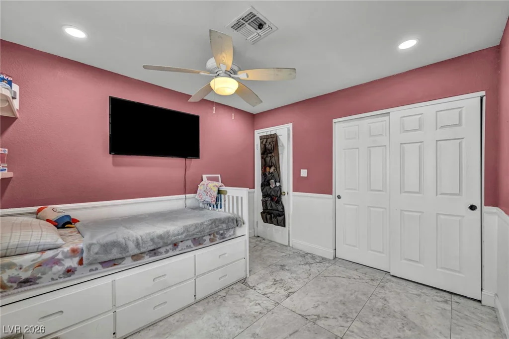 601 Cragin Park, Las Vegas, NV 89107