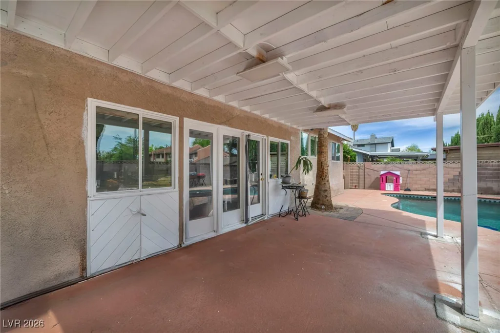 601 Cragin Park, Las Vegas, NV 89107