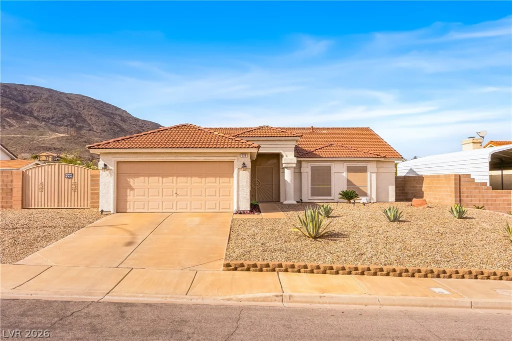 526 Crestway, Henderson, NV 89015