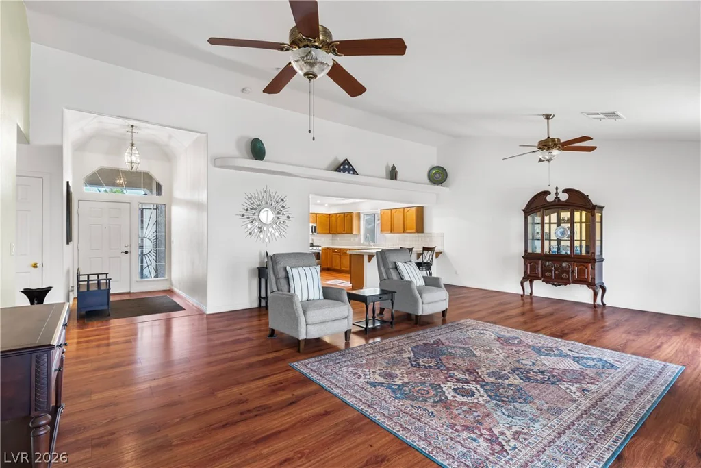 526 Crestway, Henderson, NV 89015