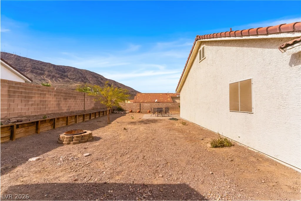 526 Crestway, Henderson, NV 89015