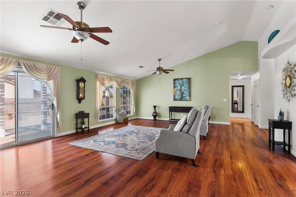 526 Crestway, Henderson, NV 89015