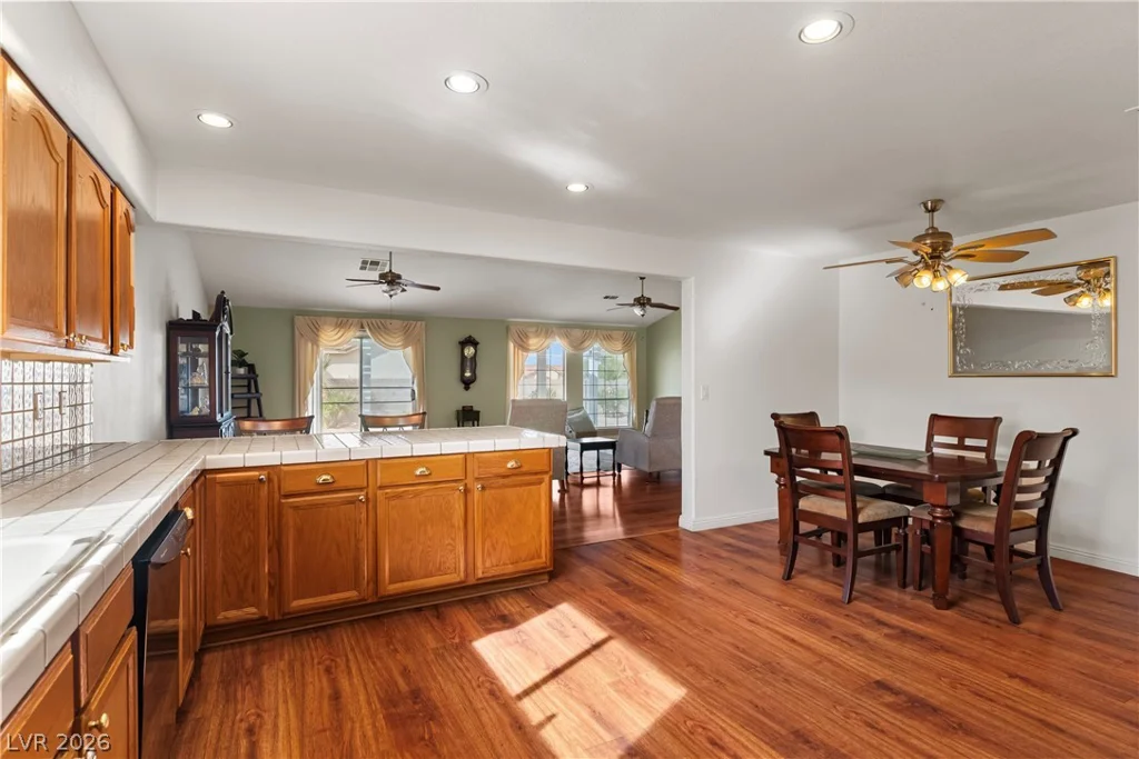 526 Crestway, Henderson, NV 89015