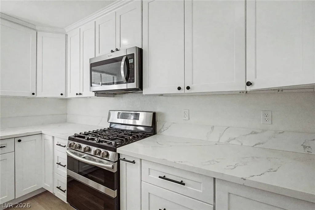 1009 Alan Shepard, Las Vegas, NV 89145