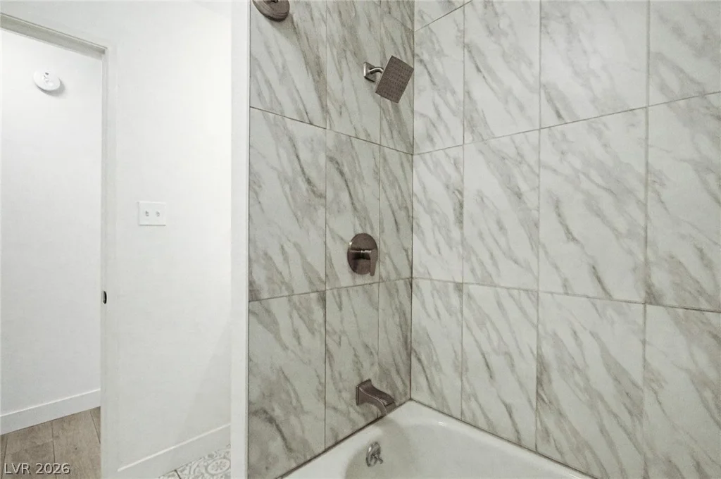 1009 Alan Shepard, Las Vegas, NV 89145
