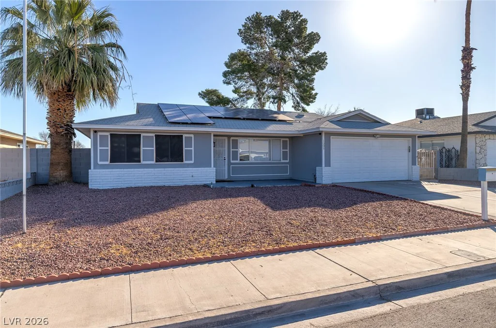 1009 Alan Shepard, Las Vegas, NV 89145